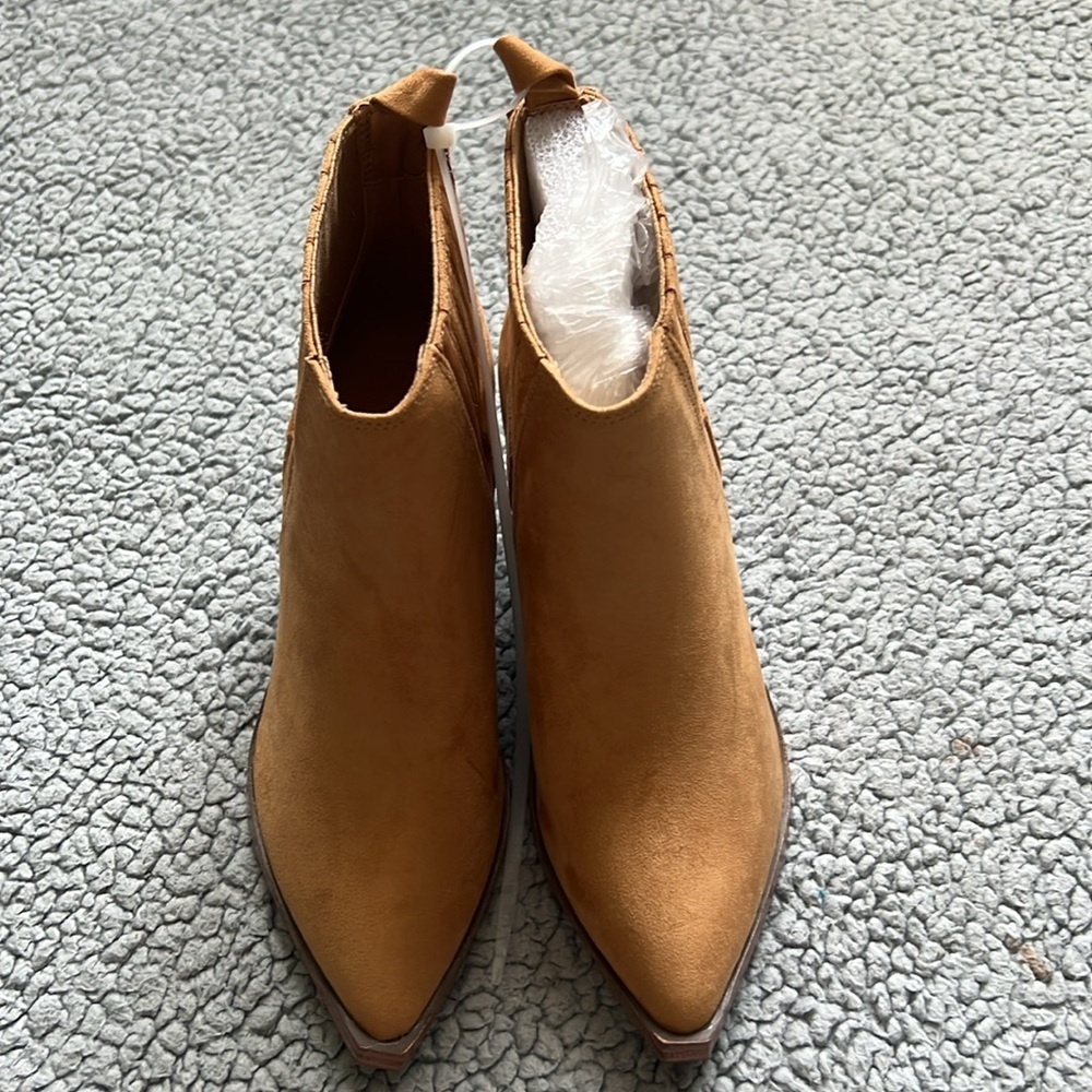 Slip on Pointed Toe Chunky Mid Heel Elastic Panel Casual Chelsea Western Booties - Picture 2 of 5